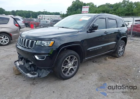 2018 Jeep Grand Cherokee Sterling Edition 4X4 z USA, uszkodzony, nr VIN 1C4RJFBGXJC284433